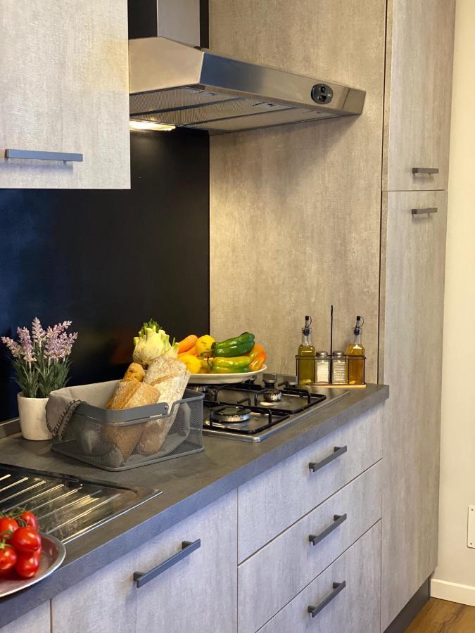 La Casa Di Alan Hotel Terni Bagian luar foto