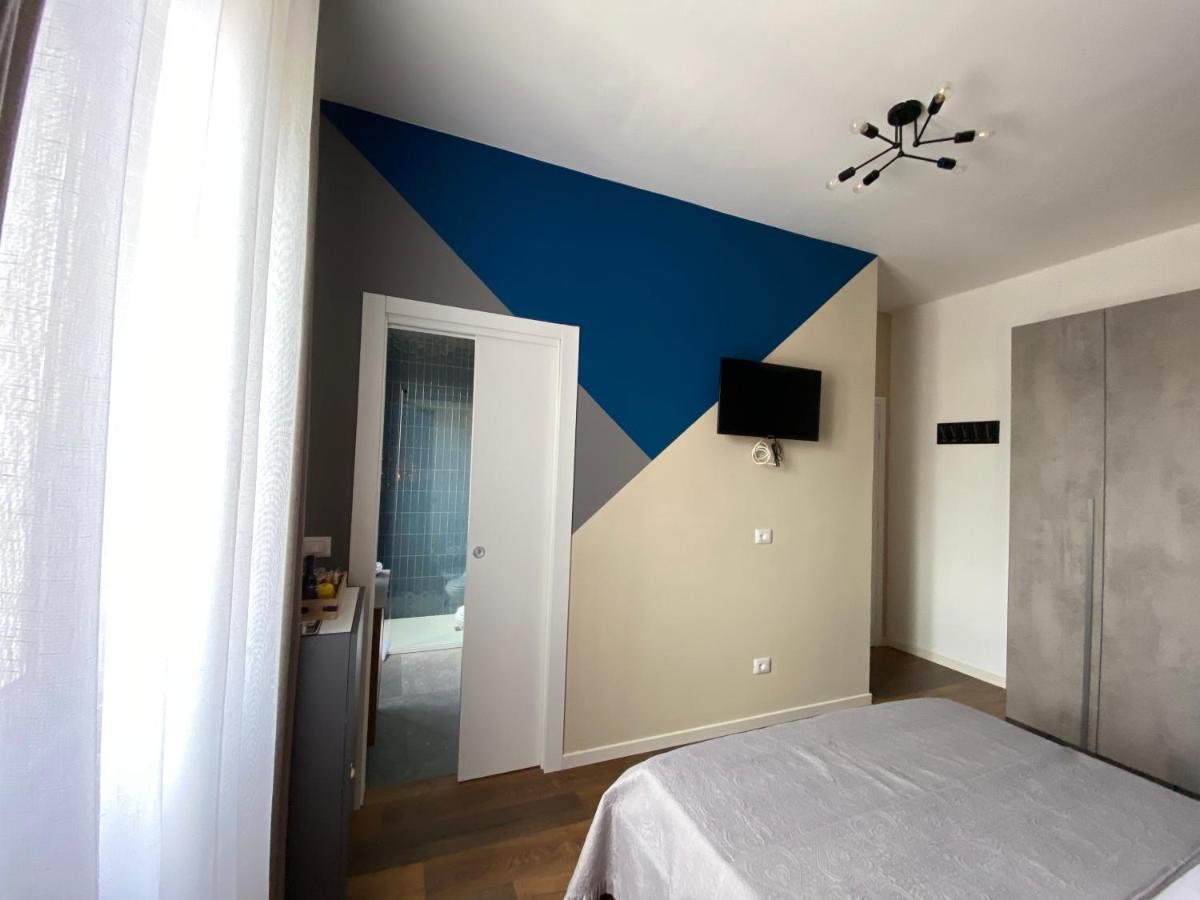 La Casa Di Alan Hotel Terni Bagian luar foto