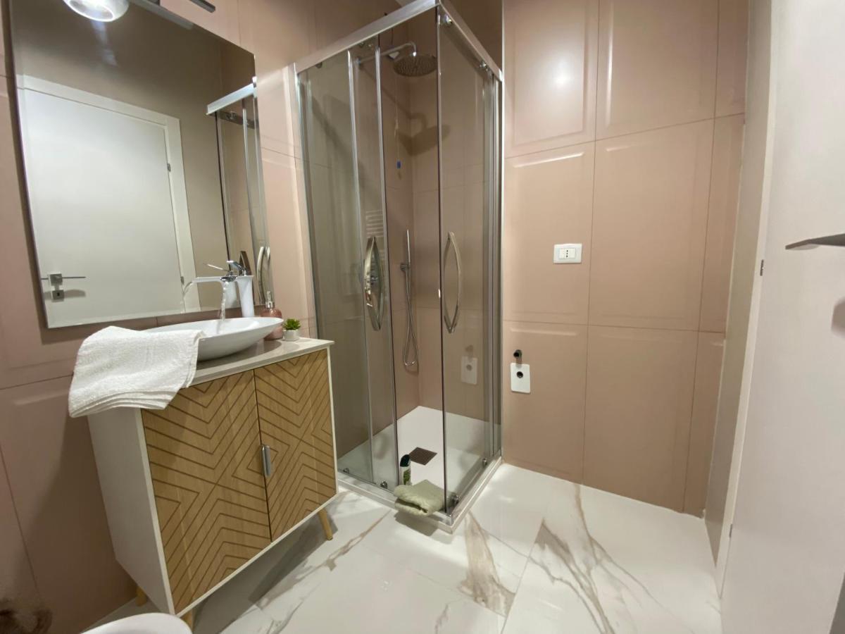 La Casa Di Alan Hotel Terni Bagian luar foto