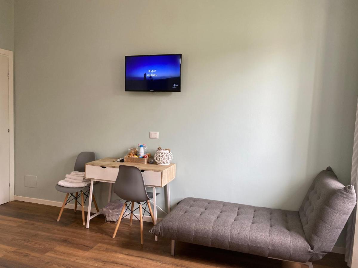 La Casa Di Alan Hotel Terni Bagian luar foto